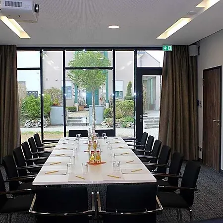 Altstadthotel Kneitinger, آبنسبرغ