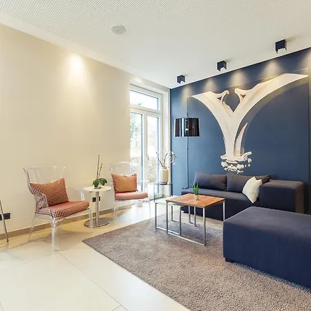 Altstadthotel Kneitinger, Hotel