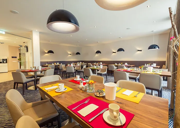 Hotel Altstadthotel Kneitinger, 3*