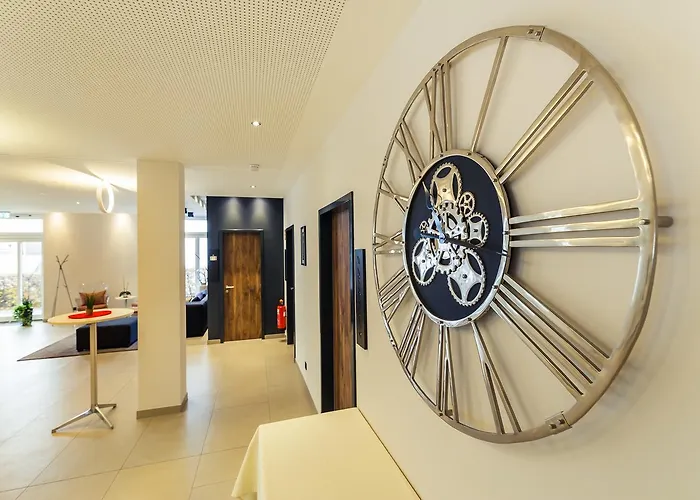 فندق Altstadthotel Kneitinger, آبنسبرغ