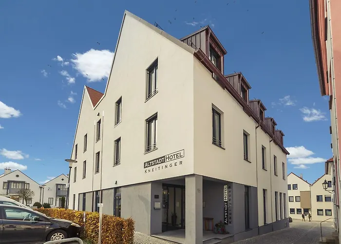 Altstadthotel Kneitinger, آبنسبرغ
